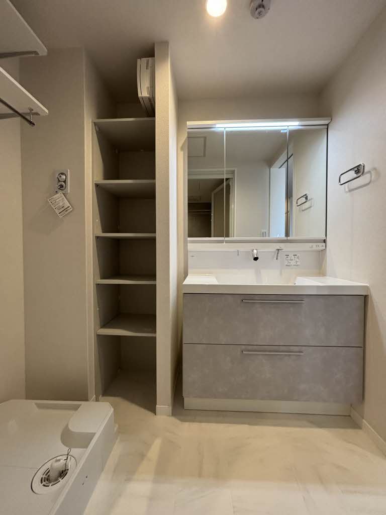 レフィシア腰越 305号-12