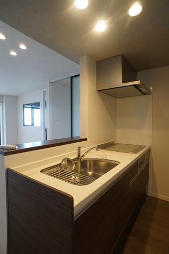 シャーメゾン湘南辻堂 302号-3