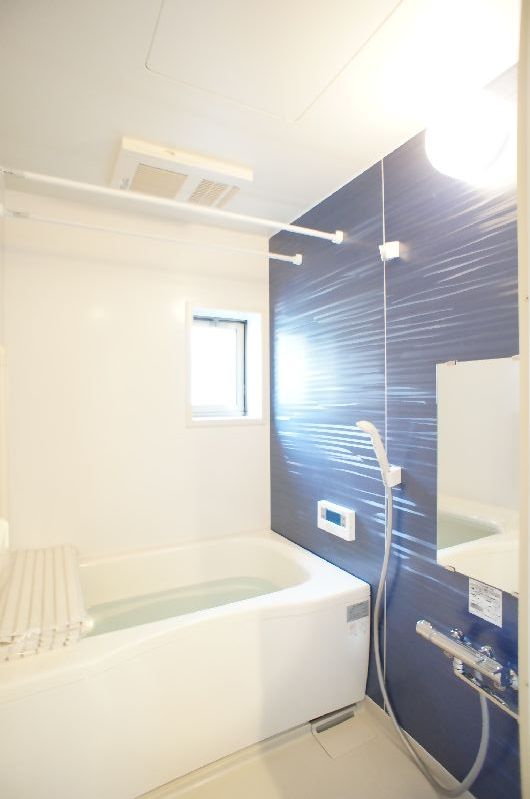 ヴェル　カーサ　弐ノ館 202号-8