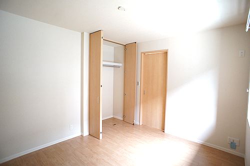 エメ　ラ　ヴィルＢ 102号-6