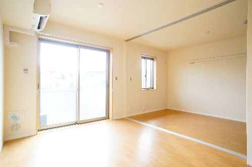 メゾン・ド・ボヌール 102号-3