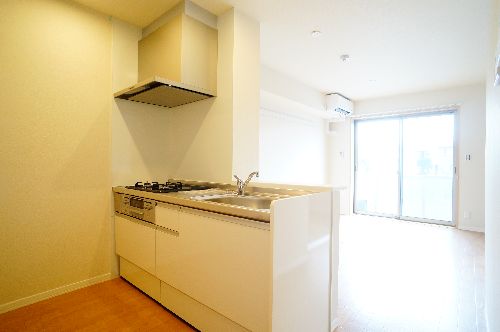 メゾン・ド・ボヌール 102号-4