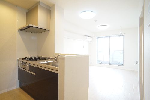 シャーメゾン三ツ境Ⅰ 302号-2