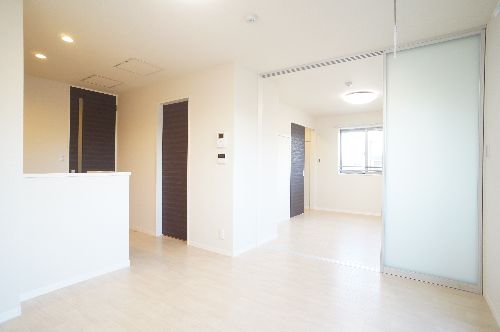 シャーメゾン三ツ境Ⅰ 305号-2
