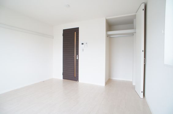 プラース緑園 206号-3