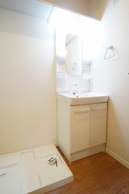 フリージアザマ 201号-8