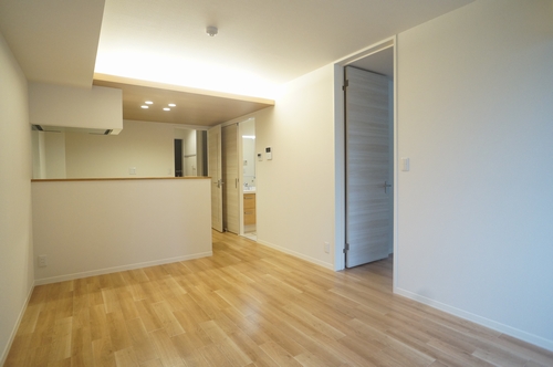 セレナ ヴィラ 303号-2