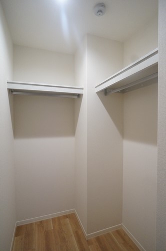 セレナ ヴィラ 303号-6