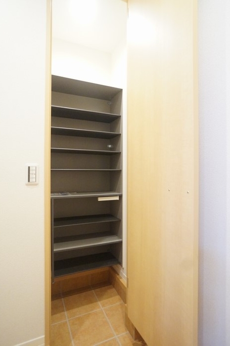 ベルシエール瀬谷 101号-11