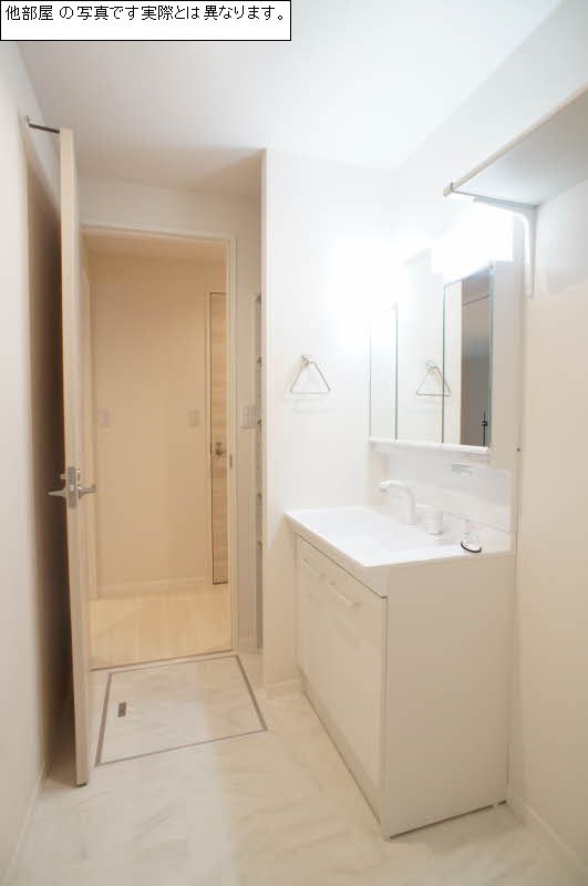 エステート泉 B 102号-9