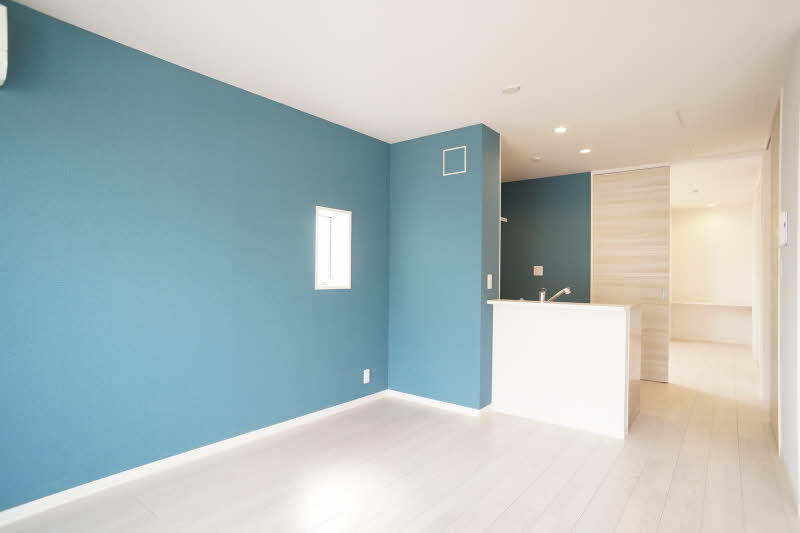 ルナージュ参番館 302号-2