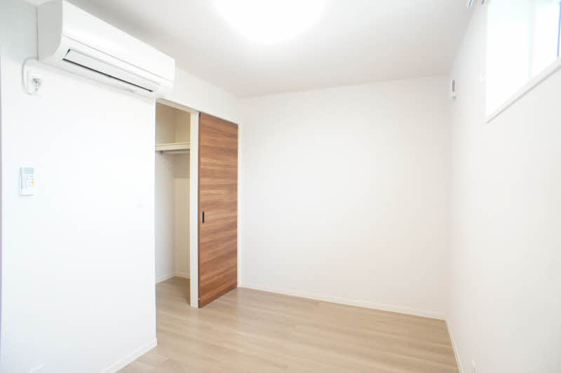 トゥリアノンⅢ 301号-7