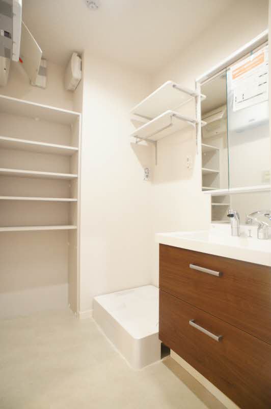 トゥリアノンⅢ 301号-9