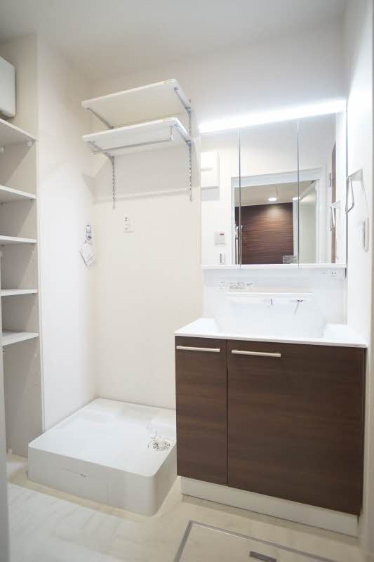 ラフィーネ 102号-8