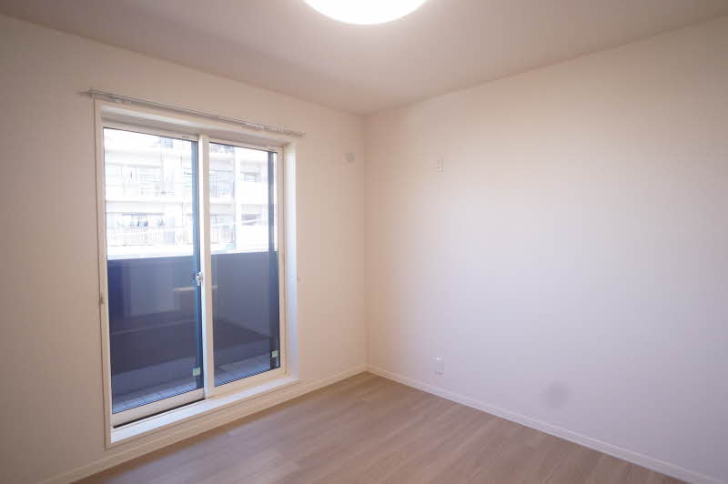 メゾン　ド　ノワール 301号-9