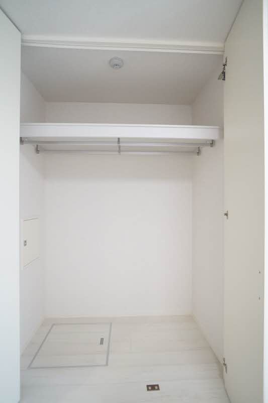 ラ　カーサ　セレーナ 305号-12