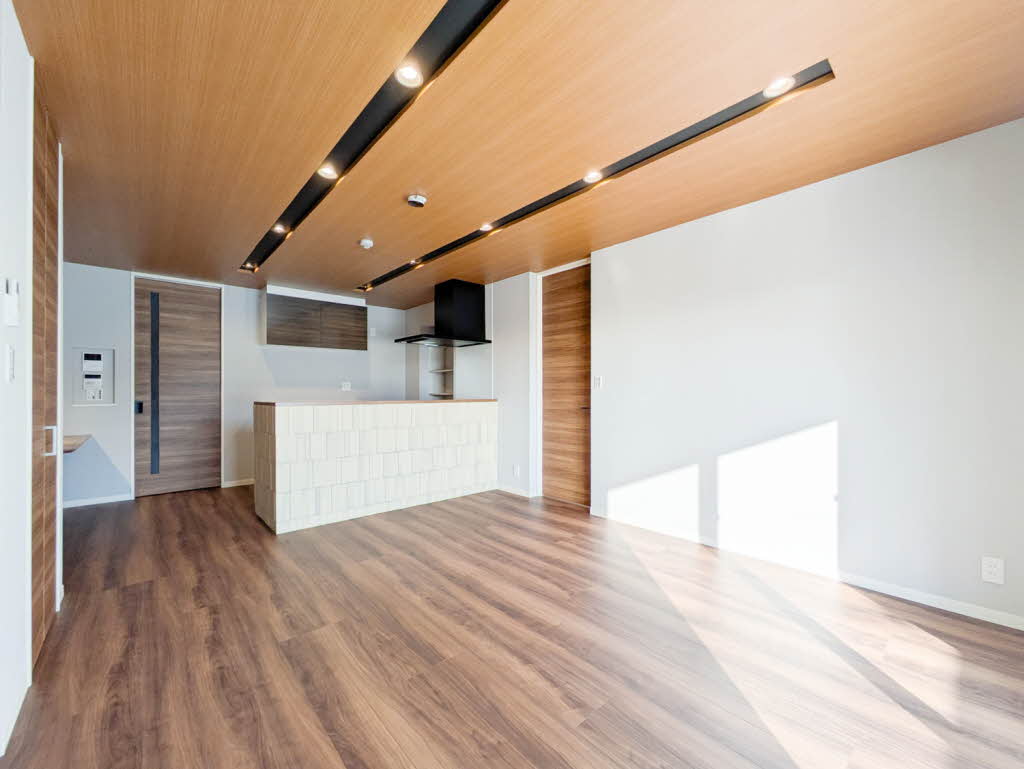 ゼフィールメゾンプレミア緑園 202号-5