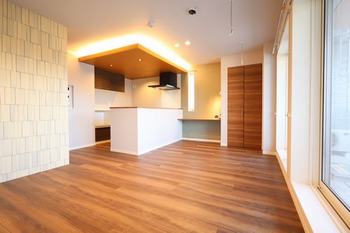 ゼフィールメゾンプレミア緑園 206号-3