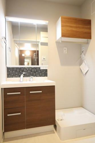 ゼフィールメゾンプレミア緑園 301号-9