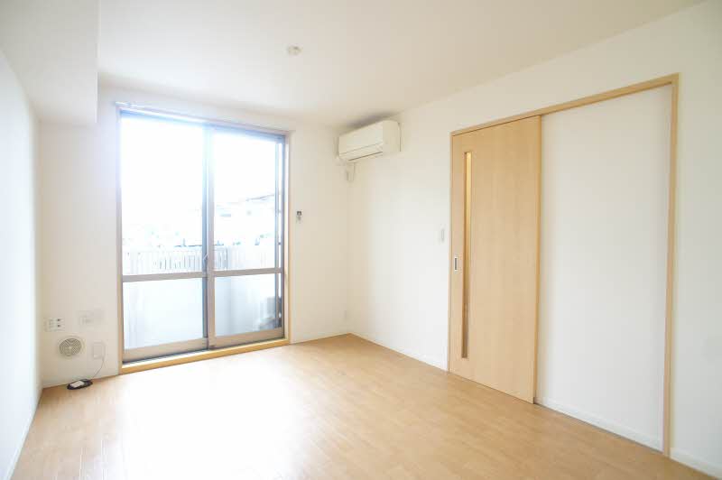 アーバンコンテンポラリーＭ 102号-4