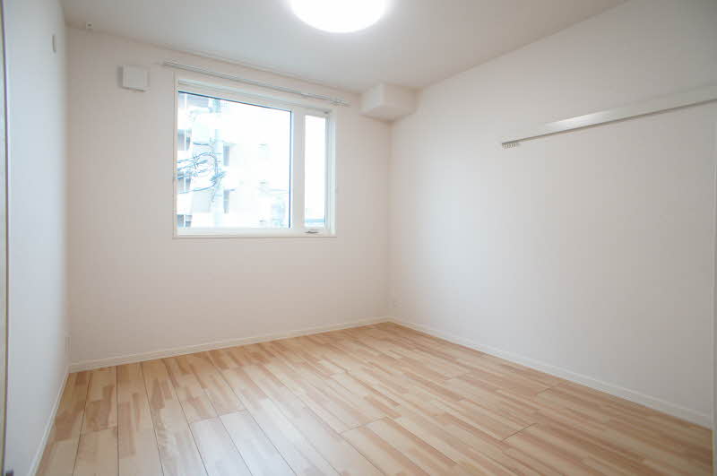 ラ・ルミエール 302号-5