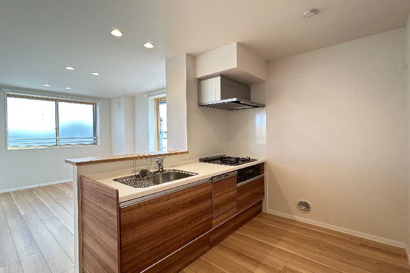 デューウッドＣ 301号-7