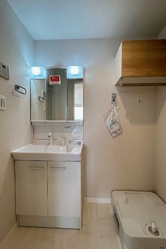 デューウッドＣ 301号-12