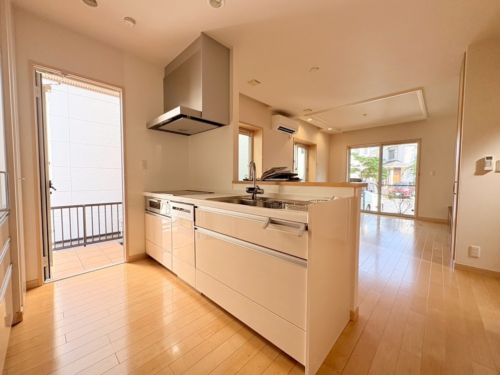 泉区緑園都市戸建て 101号-3