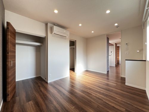 シュプリーム 305号-11