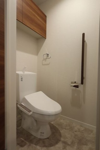 シュプリーム 305号-14