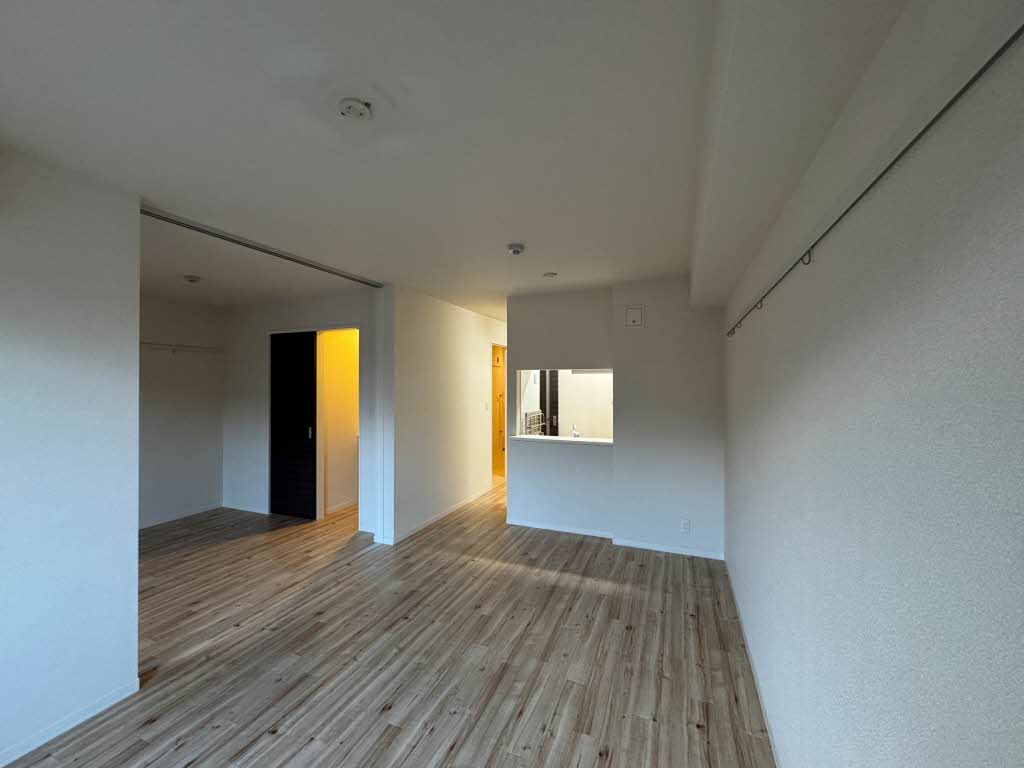 ルミナスガーデンＢ 302号-3