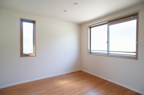 フェリーチェガーデンＢ 201号-4