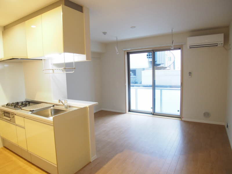 リバーサイドカーサ 102号-2