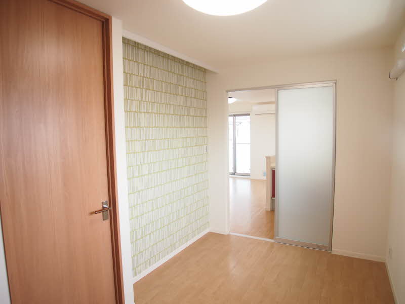 メッゾ　モンテ 302号-6