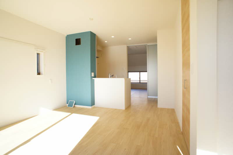 メゾン・ド・アベニール 302号-3