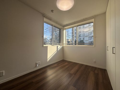 シャーメゾンＭ１４４ 301号-4