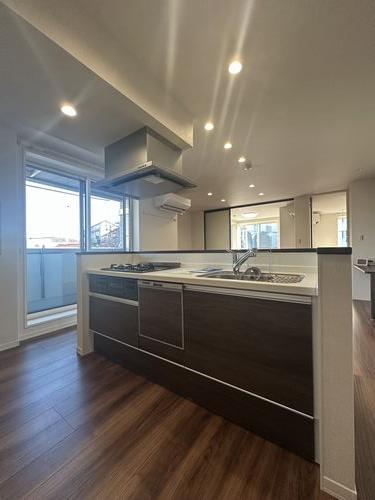 シャーメゾンＭ１４４ 301号-6