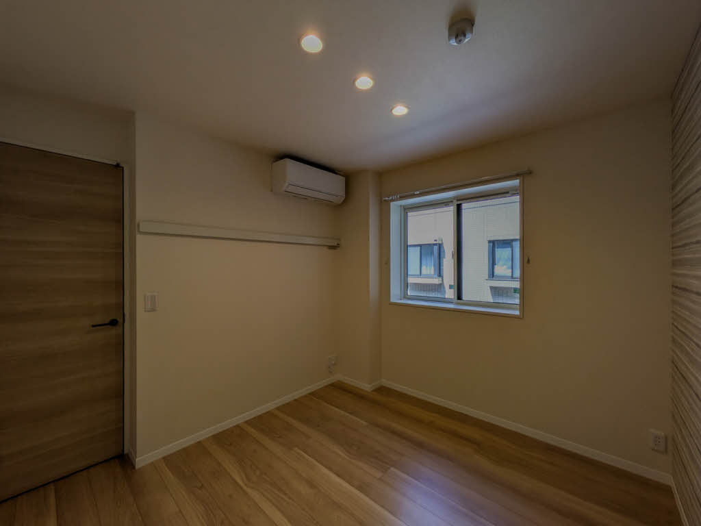 ピノ・グリナージュ 201号-4