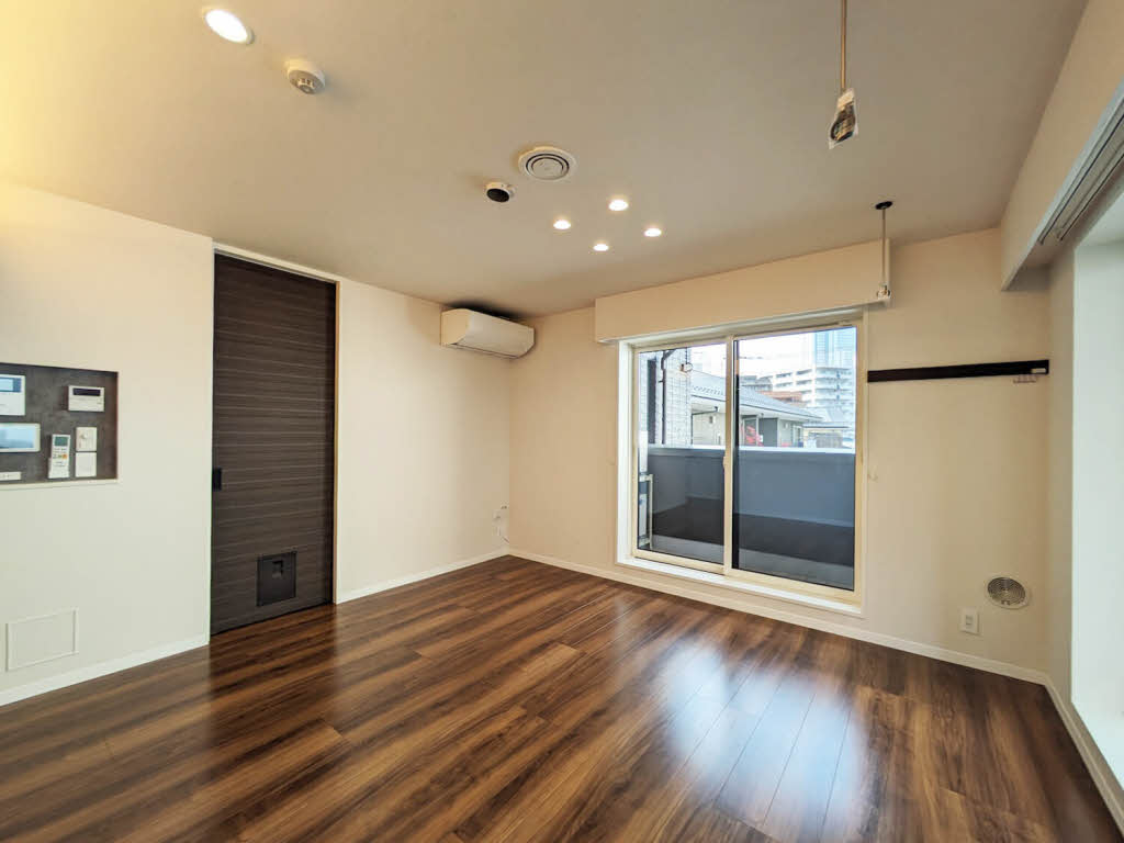 カローレ　デル　ソーレ 203号-3