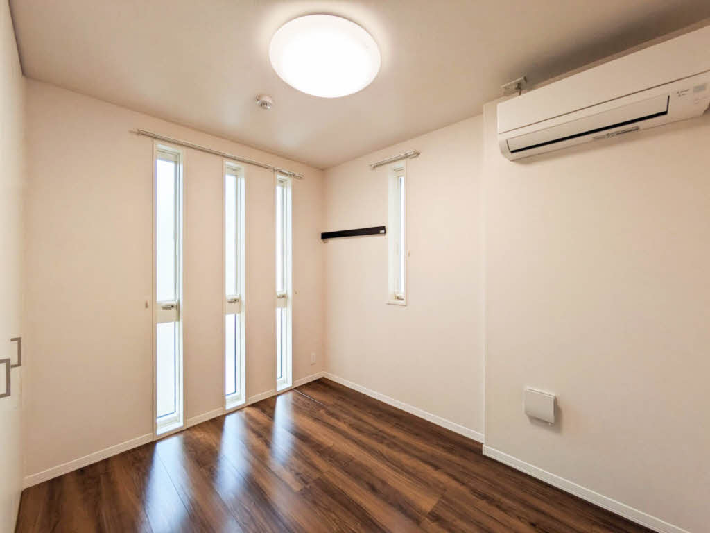 カローレ　デル　ソーレ 203号-4