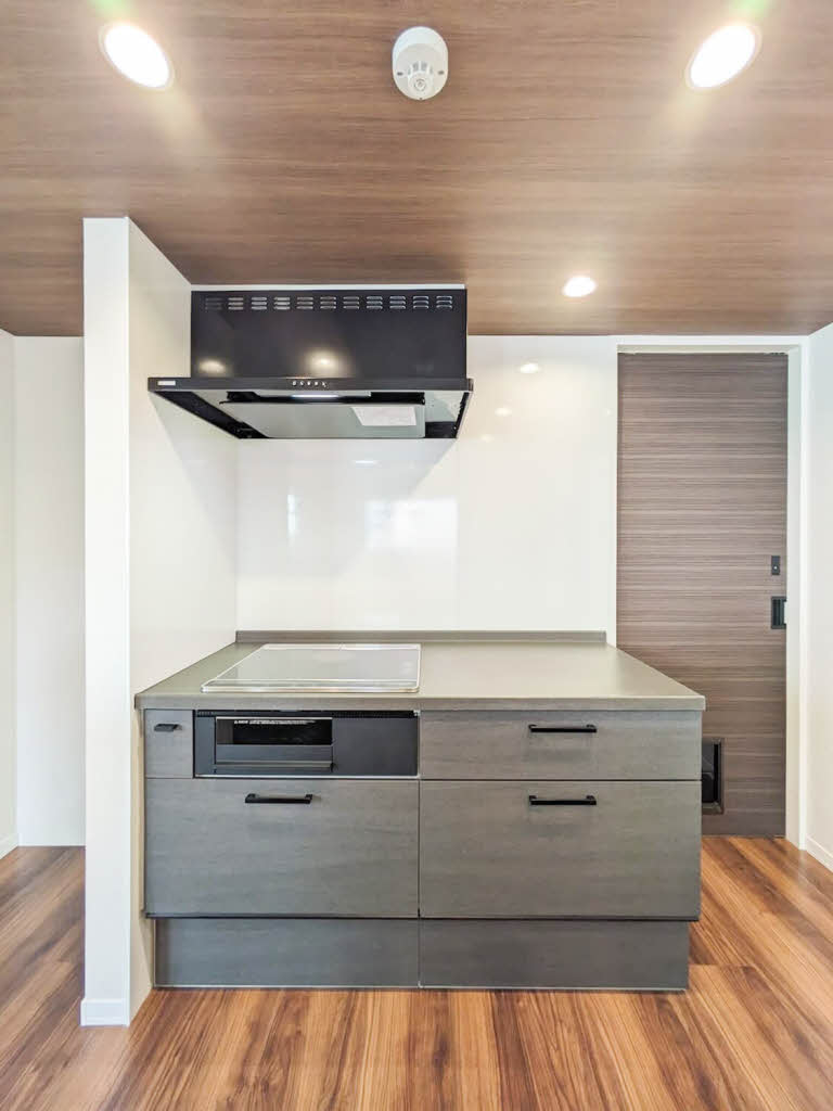 カローレ　デル　ソーレ 203号-6