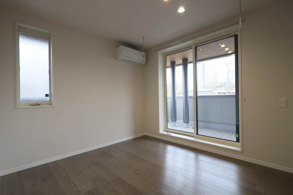 コンフォーザ 301号-6