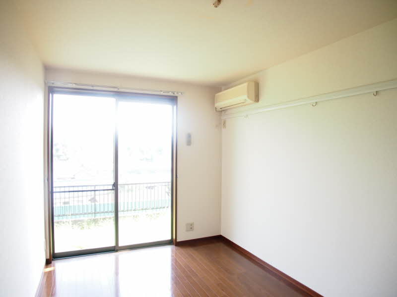 ソレアードＢ 502号-2