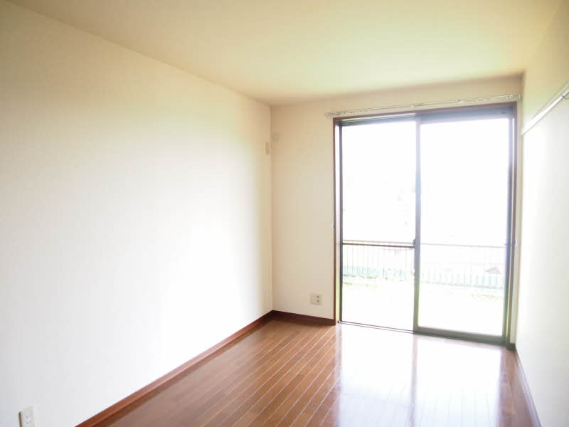 ソレアードＢ 502号-4