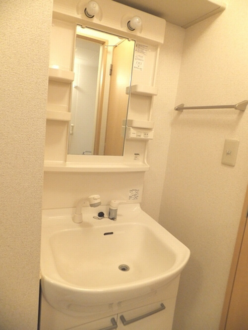 サウザンド・クレインズ 102号-5