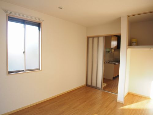 メゾンベール川中島 103号-4