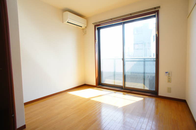 メゾン恵 201号-2