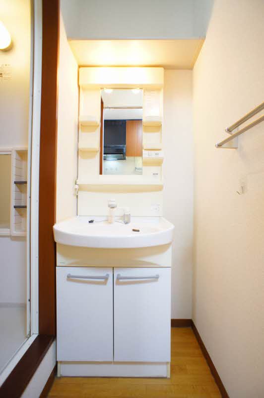 メゾン恵 201号-9