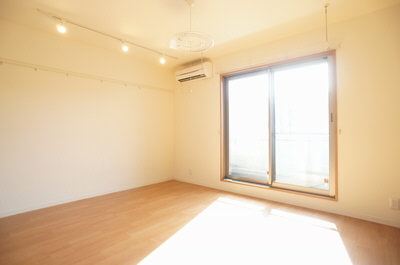 フワイエド Ⅱ 302号-2