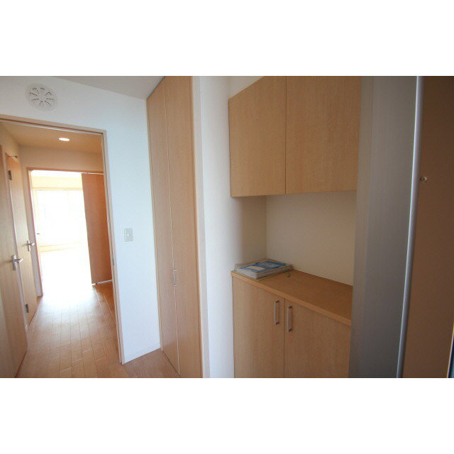 エクレール新川崎 306号-3